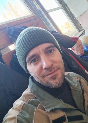 Илья из Балаково 42 года
