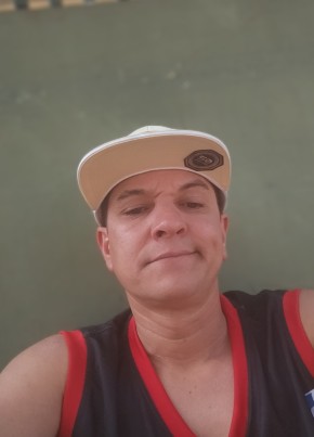 Kid Meiden из Campo Grande 42 года