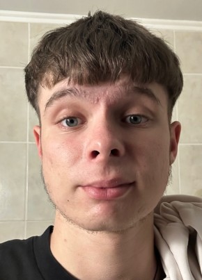 Дима из Симферополи 21 год