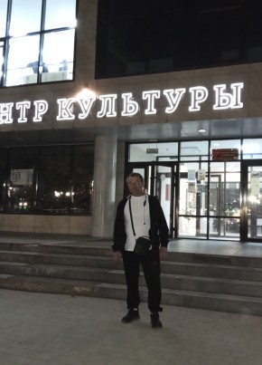 Евгений из Москвы 52 года
