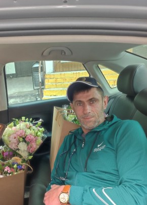 Вениамин из Дедовска 49 лет