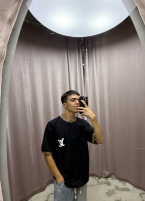 азико из Daşoguz 22 года