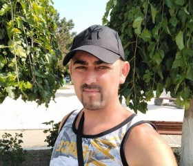 Adryan, 20, Tulcea