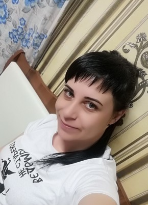 Оля, 36, Россия, Новосибирск