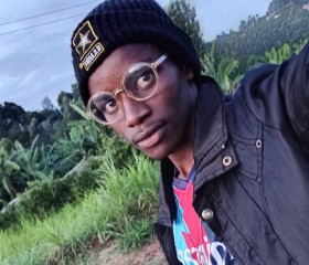 Steve, 20 лет, Nairobi