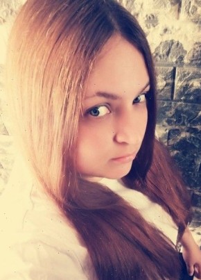 Юля из Кемерово 28 лет