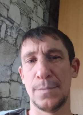Хасан из Прохладныя 44 года