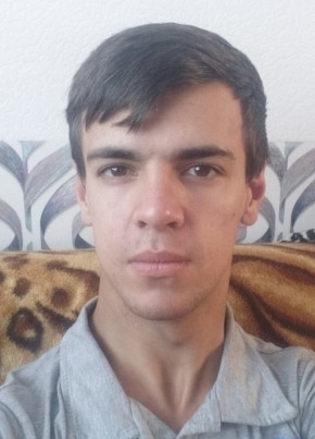Александр, 24, Россия, Бисерть