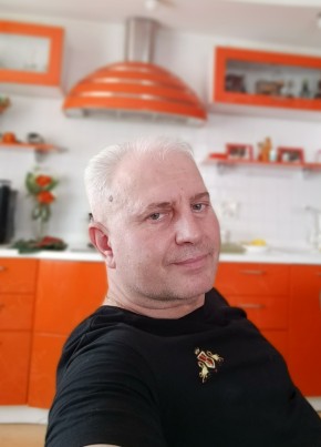 Игорь из Энгельса 50 лет