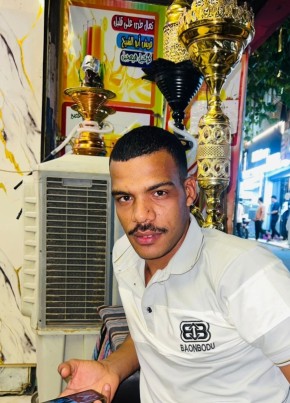 مؤمن из سوهاج 25 лет
