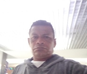 Luis Gerardo ca, 44, Maracaibo