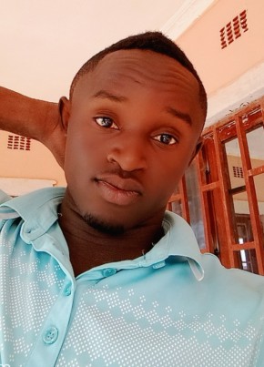 EMMANUEL BINENE, 24, République démocratique du Congo, Élisabethville