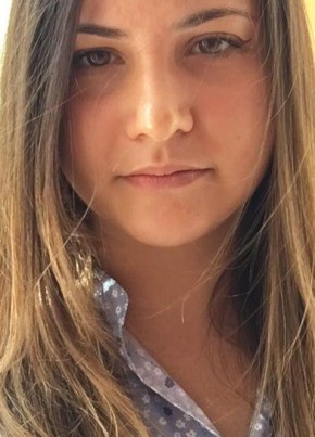 Maria, 29, Repubblica Italiana, Mesagne