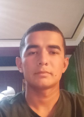 Eziz из Aşgabat 19 лет