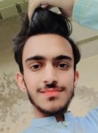 Hamza, 18, Islamabad