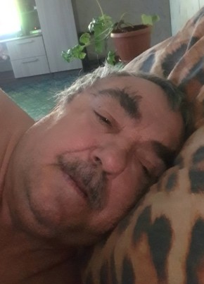 Валера из Ужура 64 года