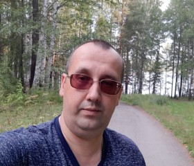 Mikhail, 46, Yekaterinburg