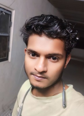 King, 20, India, Lucknow