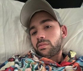 Luis, 24, New York City