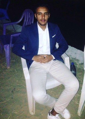 Abdennour, 23, People’s Democratic Republic of Algeria, Khemis Miliana
