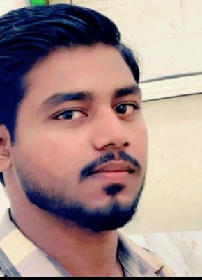 Munwar Husan, 20, United Arab Emirates, Khawr Fakkan