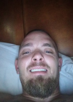 Cody, 34, United States of America, Jackson (State of Tennessee)