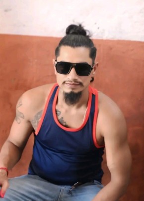 Aakash из Nepalgunj 33 года