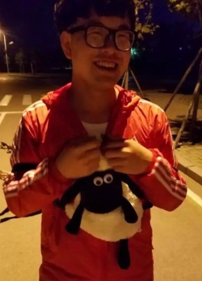 咸鱼, 31, China, Anshan