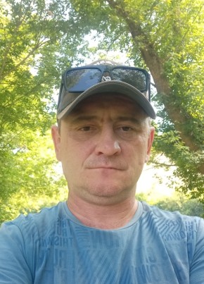 Александр из Острогожска 44 года