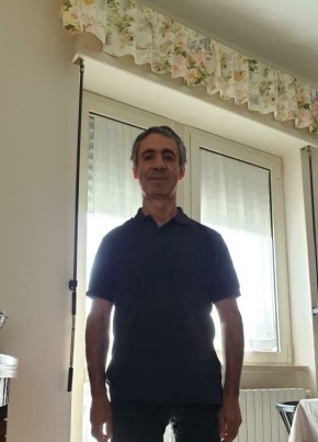 Tommaso , 60, Repubblica Italiana, Pescara