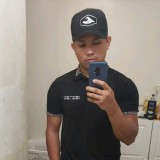 Adrián , 28  , Oxon Hill