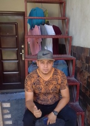 Yack'Naveda, 31, República Bolivariana de Venezuela, Los Teques