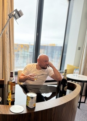 ТипичныйБрюнет, 44, Россия, Санкт-Петербург