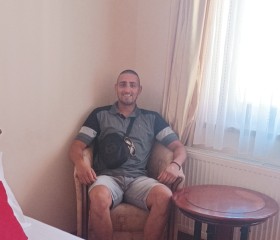 Nikola, 33 года, Бечеј