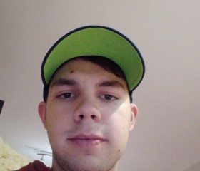 Sam, 20, Halifax