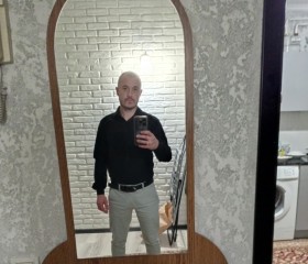 Sergey, 36, Chisinau