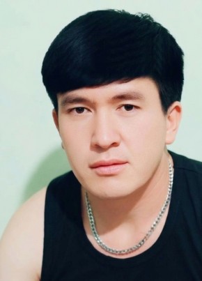 ismoil из Душанбе 26 лет