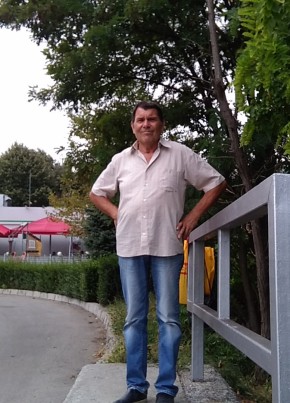 Александр  Але, 73, Република България, Варна