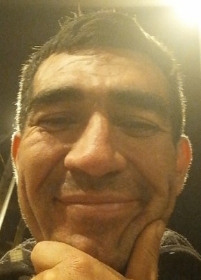 Carlos Israel, 45, Chile, Santiago