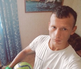 Макс Агапов, 26 лет, Любим