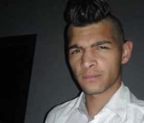 Bozhidar, 26, Afantou
