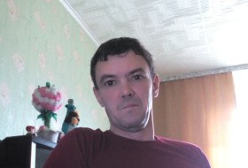 Vitaliy, 51 - Just Me
