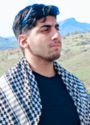 Muratcan из Mersin 22 года