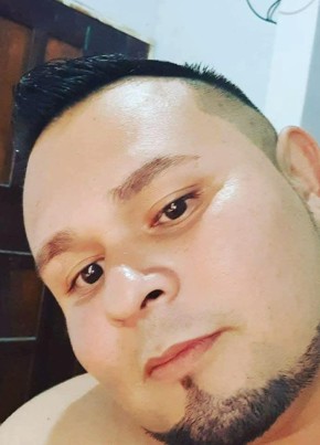 Junior из San Pedro Sula 33 года