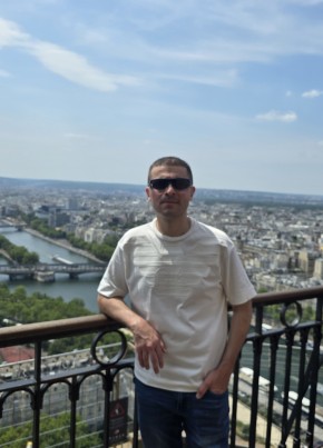 Артем из Владимира 37 лет