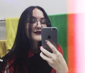 Аделина, 23 года, Зеленогорск (Красноярский край)