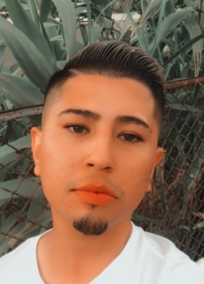 De Angelo, 26, United States of America, Albuquerque