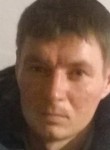 Aleksandr, 35, Nurlat