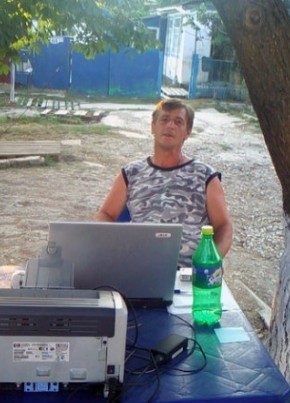 Александр, 52, Россия, Новокубанск