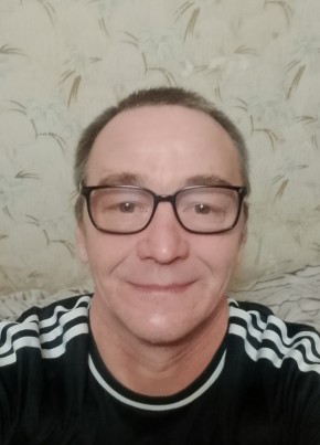Олег из Орёла 53 года